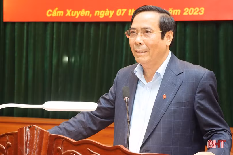 Cẩm Xuyên gặp mặt, đối thoại bí thư chi bộ, thôn trưởng, tổ trưởng dân phố