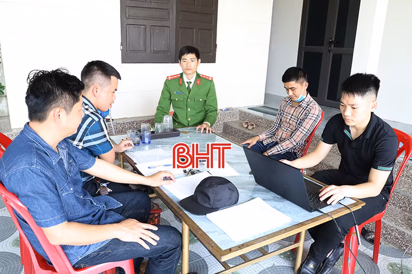 Hà Tĩnh: Khởi tố, bắt giam các đối tượng cộm cán trong đường dây cho vay lãi nặng