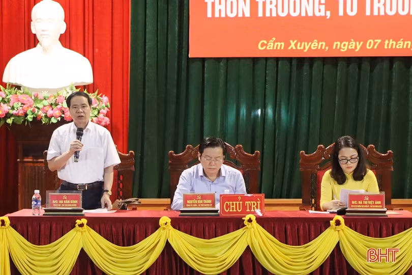 Cẩm Xuyên gặp mặt, đối thoại bí thư chi bộ, thôn trưởng, tổ trưởng dân phố