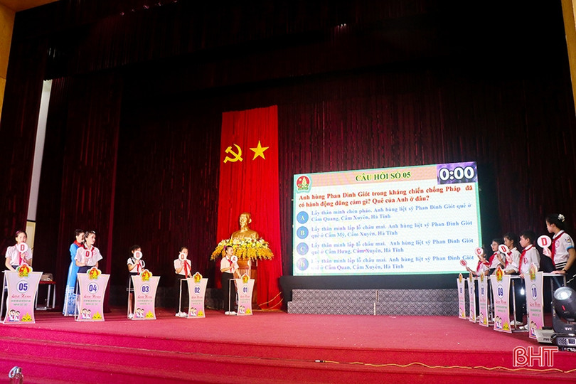 Sôi nổi tranh tài chỉ huy Đội giỏi ở huyện Kỳ Anh