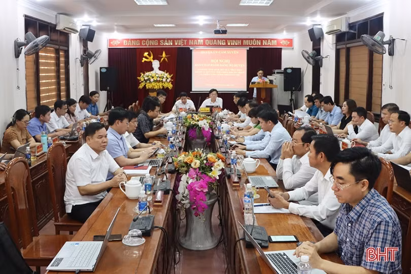 Cẩm Xuyên sẽ xây dựng lộ trình đóng cửa nghĩa trang ở Khu du lịch Thiên Cầm 