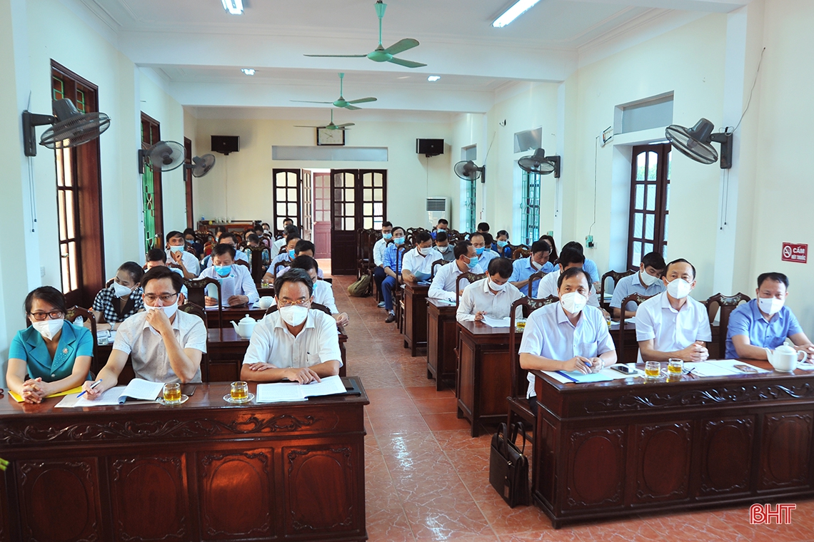 Vận động nông dân Hà Tĩnh thực hiện hiệu quả Nghị quyết xây dựng tỉnh nông thôn mới
