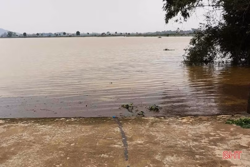 Phòng, tránh trẻ đuối nước mùa lũ: Không thể lơ là!