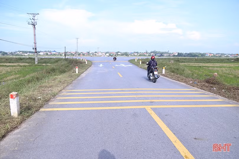 Lý giải nguyên nhân tiềm ẩn tai nạn tại 1 ngã tư trên đường ven biển