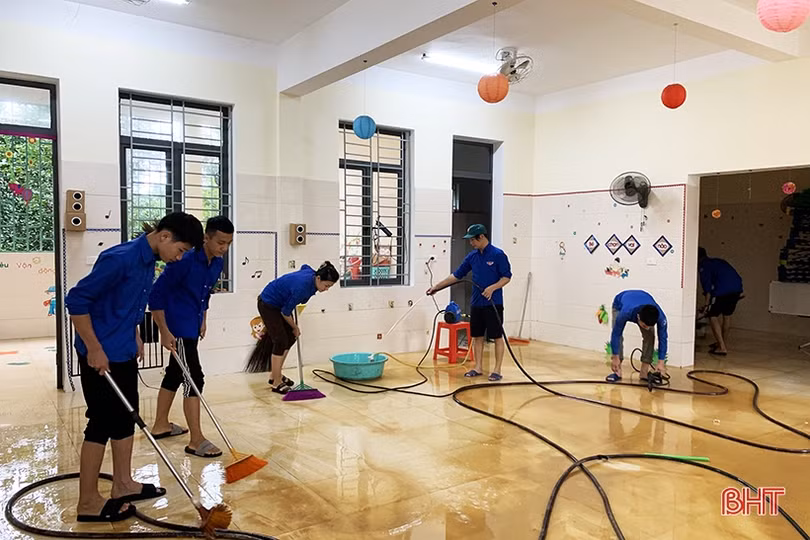 Nước rút, “rốn lũ” Hà Tĩnh nỗ lực khắc phục hậu quả