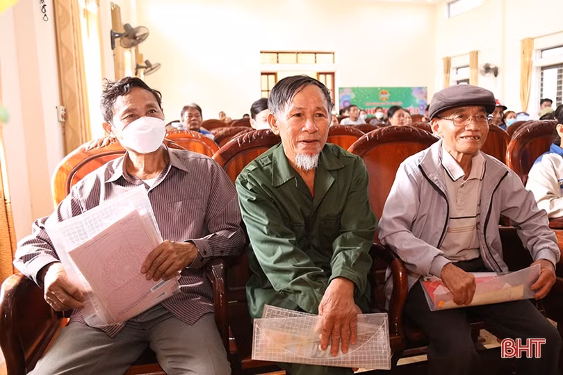 Nỗ lực chỉnh lý biến động trên bìa đất cho người dân các xã sau sáp nhập