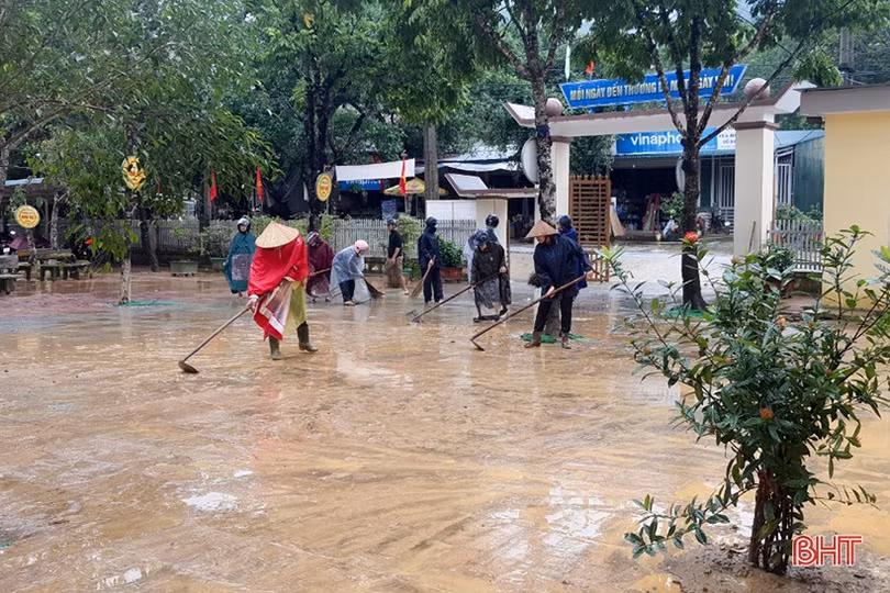 11.265 học sinh 2 huyện ngập lũ nặng của Hà Tĩnh tiếp tục nghỉ học
