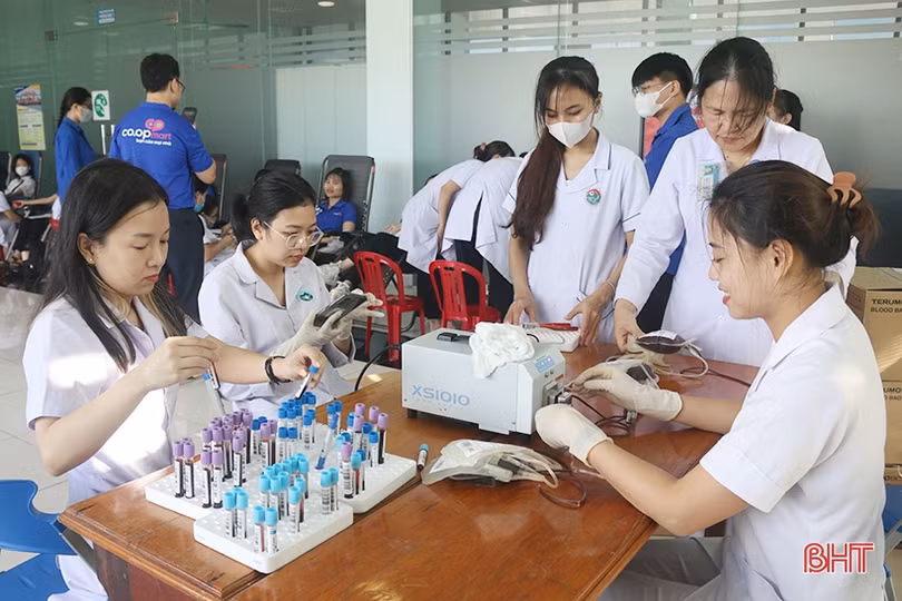 Ngày hội hiến máu tại Đại học Hà Tĩnh thu về 147 đơn vị máu.