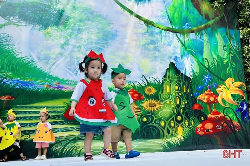 Hoá trang ngộ nghĩnh cùng các bạn nhỏ Trí Đức