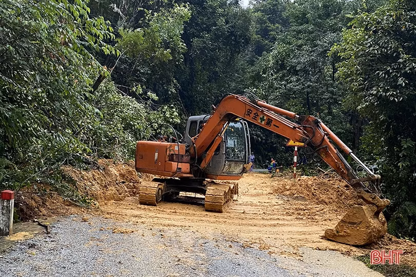 Hà Tĩnh khắc phục nhanh các sự cố, đảm bảo giao thông an toàn, thông suốt