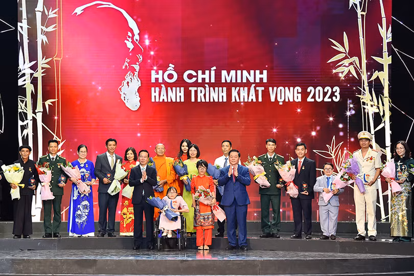 Hà Tĩnh có 1 cá nhân được vinh danh điển hình tiêu biểu toàn quốc về học và làm theo Bác