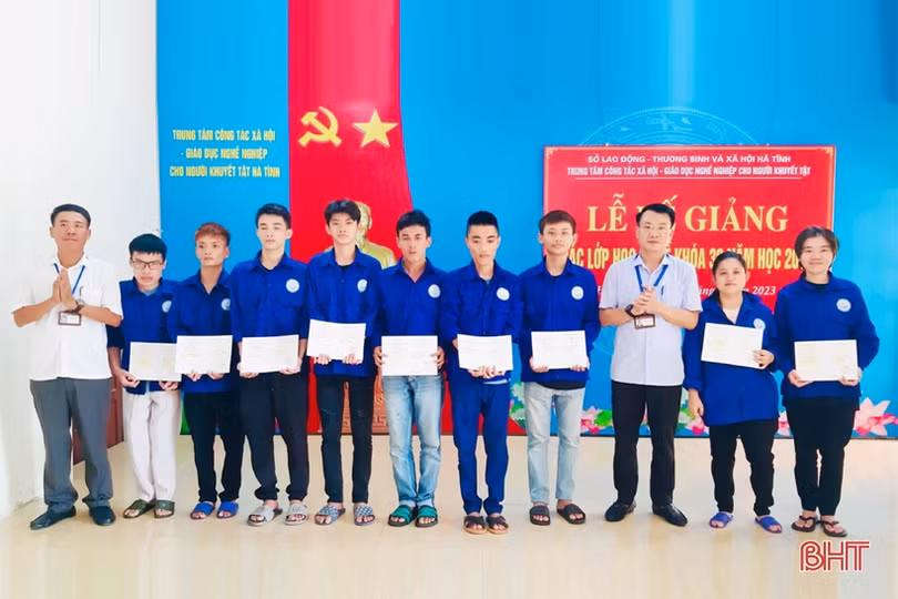 Quy định mức chi phí đào tạo của 52 nghề trình độ sơ cấp và dưới 3 tháng ở Hà Tĩnh