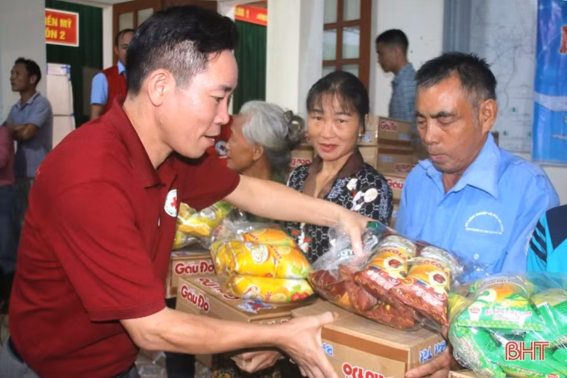 Chung tay xây dựng cộng đồng đoàn kết, nhân ái