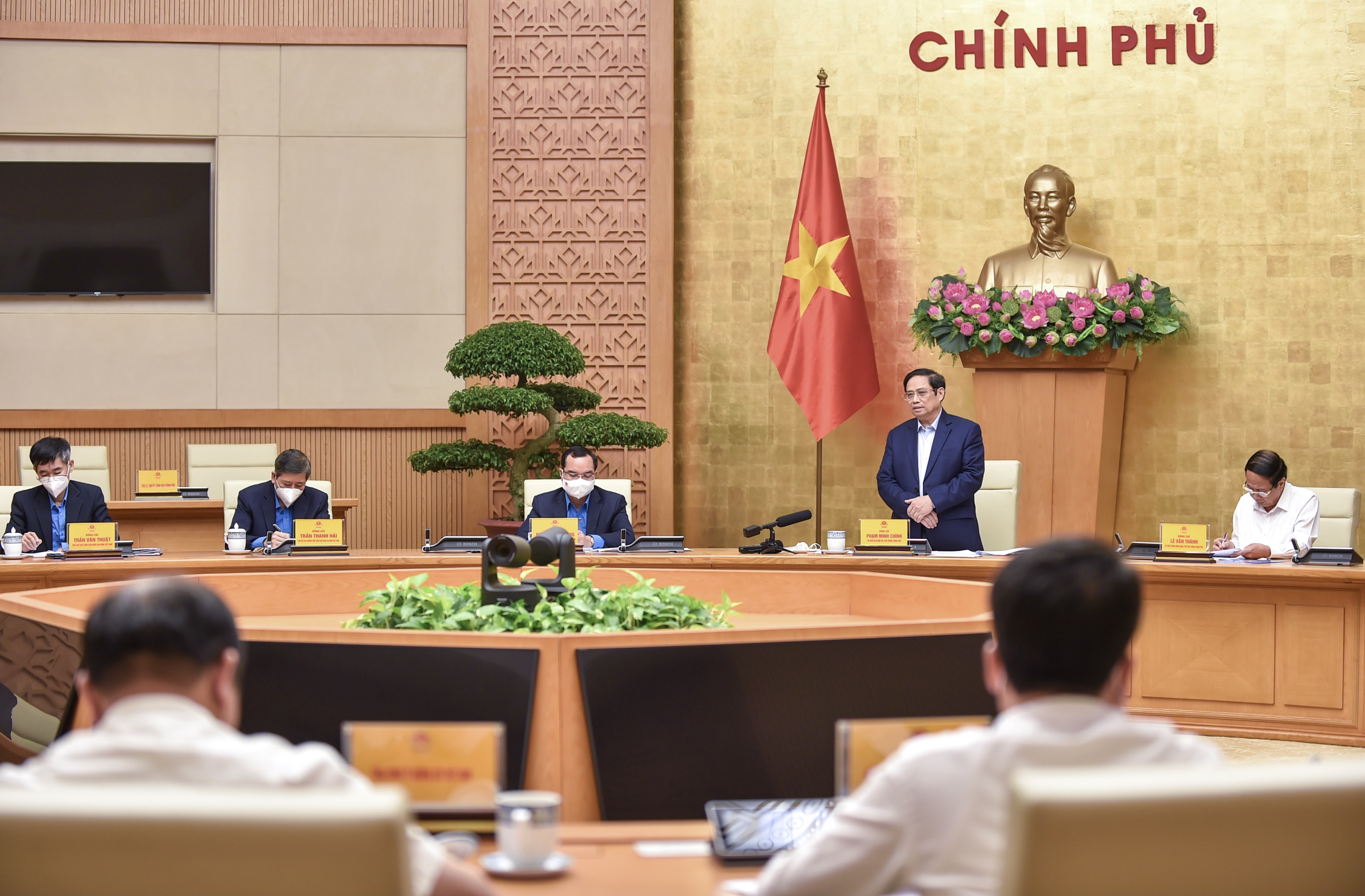 Khắc phục đứt gãy thị trường lao động, cần các giải pháp căn cơ để phát triển nhà ở cho công nhân