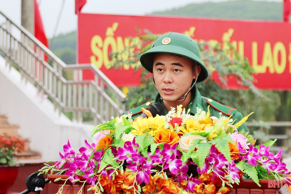 Lãnh đạo Hà Tĩnh, Bộ Quốc phòng dự lễ giao nhận quân tại các địa phương