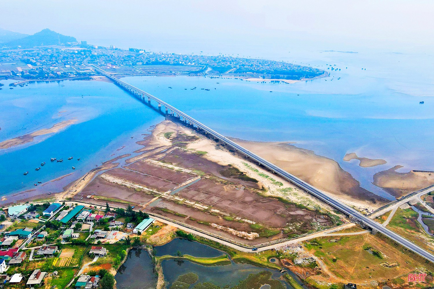 bqbht_br_nang-cap-duong-ven-bien-15.jpg