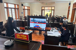 Tuyên 3 đối tượng 25,5 năm tù về tổ chức sử dụng, tàng trữ ma túy