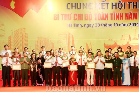 Tưng bừng Hội thi Bí thư chi bộ toàn tỉnh ảnh 1 Tưng bừng Hội thi Bí thư chi bộ toàn tỉnh ảnh 1