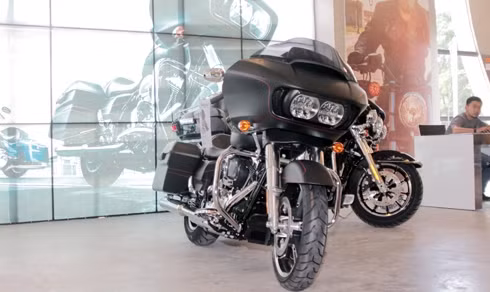 Harley - Davidson Road Glide - môtô tiền tỷ độc nhất Việt Nam ảnh 1