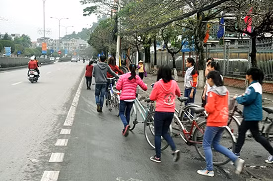 Nên “mềm hóa” các hình thức phạt ở nhà trường ảnh 1