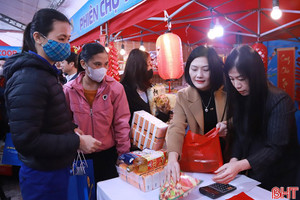 3.070 lao động Hà Tĩnh được mua hàng miễn phí trên "Chợ tết công đoàn"