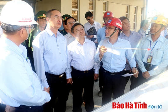 Chủ tịch UBMTTQ Việt Nam tham quan KKT Vũng Áng ảnh 2 Chủ tịch UBMTTQ Việt Nam tham quan KKT Vũng Áng ảnh 2