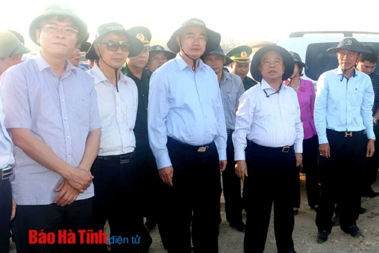 Chủ tịch UBMTTQ Việt Nam tham quan KKT Vũng Áng ảnh 5 Chủ tịch UBMTTQ Việt Nam tham quan KKT Vũng Áng ảnh 5