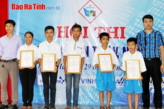 Bế mạc Hội thi tin học trẻ huyện Thạch Hà ảnh 2