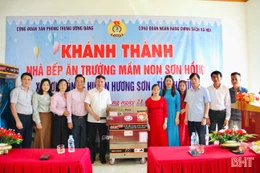 Hỗ trợ hơn 700 triệu đồng nâng cấp Trường Mầm non Sơn Hồng