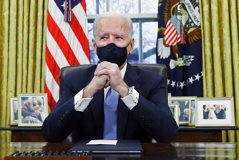 Tổng thống Biden ký ban hành gói cứu trợ ứng phó với Covid-19 trị giá 1.900 tỷ USD