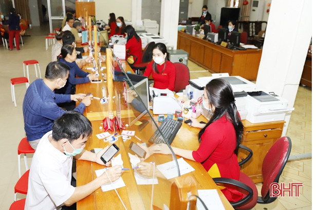 Khách hàng Nghi Xuân trúng 1 lượng vàng SJC khi kích hoạt Agribank E-Mobile Banking