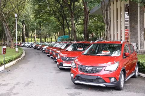 VinFast Fadil vượt Vios, lần đầu bán chạy nhất thị trường