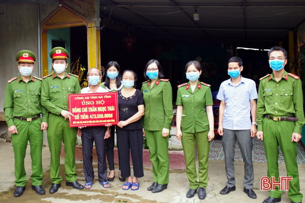Công an Hà Tĩnh ủng hộ hơn 470 triệu đồng cho trung úy mắc bệnh hiểm nghèo