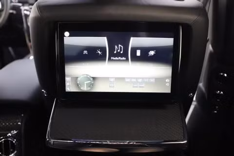 Rolls-Royce Cullinan Black Badge hơn 40 tỷ thứ 2 về Việt Nam