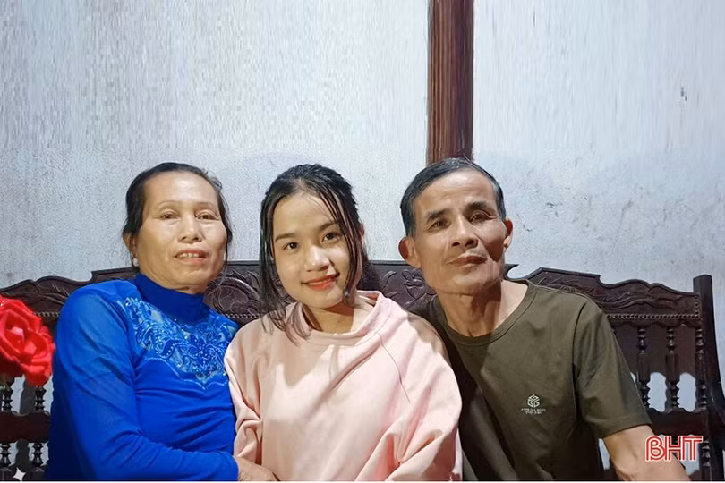 Nữ lớp trưởng gương mẫu - giải nhì quốc gia môn Địa lý ở “trường làng” Hà Tĩnh