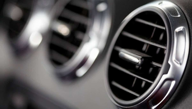 Những mẹo lái xe trong mùa hè nắng nóng