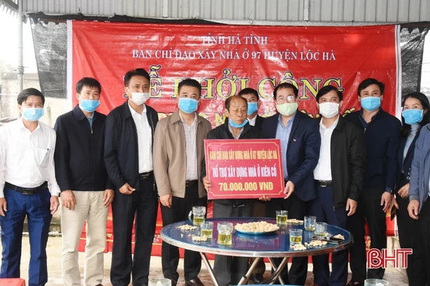 Chung tay xây dựng 85 nhà tình nghĩa cho gia đình chính sách, hộ khó khăn ở Lộc Hà