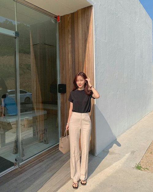 Phối sandal cho set đồ mùa hè