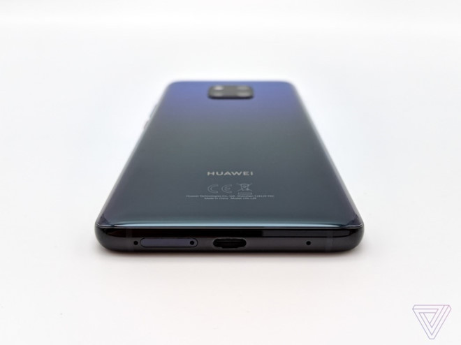 Huawei ra mắt 3 smartphone dòng Mate giá từ 850 euro