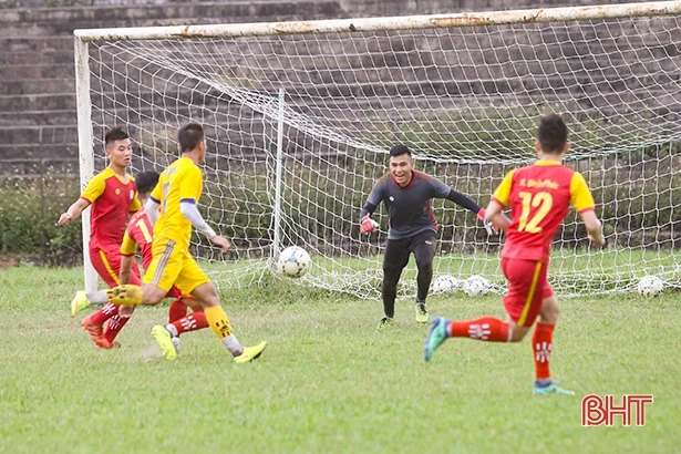 Ghi 1 bàn thắng, U19 Hà Tĩnh vẫn bại trận trước đàn anh U21 SLNA