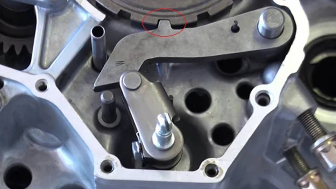 Những lỗi phanh ô tô – người lái mới thường mắc phải ảnh 3 Những lỗi phanh ô tô – người lái mới thường mắc phải