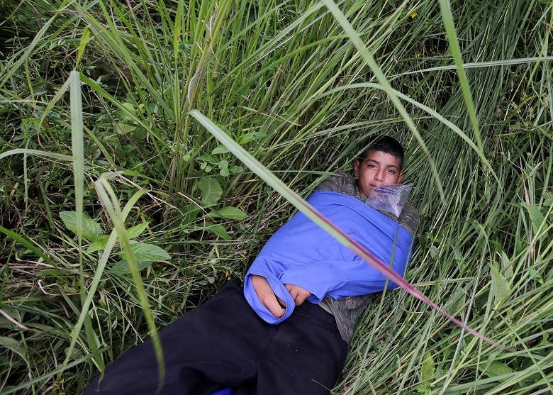 Người di cư Honduras chạy trốn đói nghèo, ầm ầm đổ về biên giới Mỹ