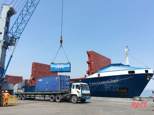 Hà Tĩnh thu hút 98 dự án với tổng mức đầu tư gần 7.000 tỷ đồng