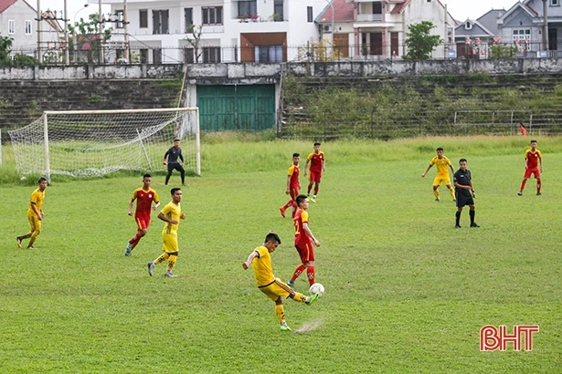 Ghi 1 bàn thắng, U19 Hà Tĩnh vẫn bại trận trước đàn anh U21 SLNA