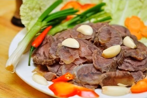 Mách mẹ công thức làm bắp bò ngâm mắm ngon, để lâu chẳng lo hỏng