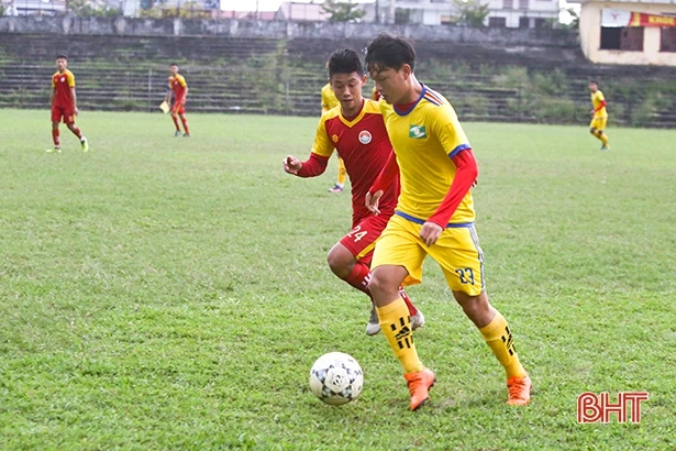 Ghi 1 bàn thắng, U19 Hà Tĩnh vẫn bại trận trước đàn anh U21 SLNA