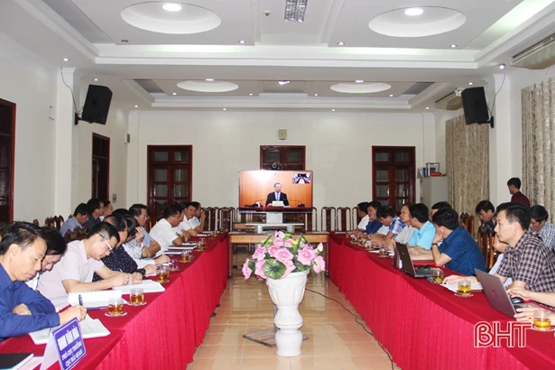 Phấn đấu thu NSNN toàn quốc vượt 5% dự toán