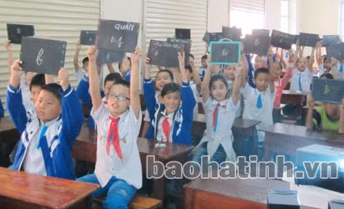 Một giờ học của học sinh trường THCS Ngô Đức Kế (Can Lộc). Một giờ học của học sinh trường THCS Ngô Đức Kế (Can Lộc).