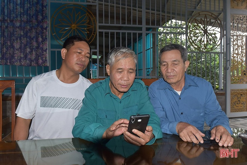 Nhiều hội viên nông dân đã mạnh dạn ứng dụng chuyển đổi số vào sản xuất, kinh doanh. nong-dan-1.jpg