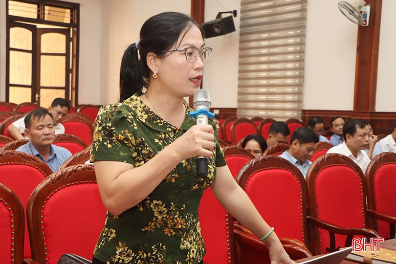 Bí thư Đảng ủy xã Cẩm Quang Trần Thị Thanh Liên: Báo cáo chính trị Đại hội Đảng bộ huyện lần thứ XXXIII nhiệm kỳ 2025 - 2030 cần bổ sung, làm rõ những kết quả đạt được trên một số lĩnh vực cụ thể, nhất là xây dựng NTM. bqbht_br_5015.jpg